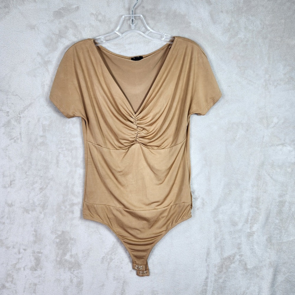 Express Bodysuit Womens Medium Tan Ruched V-Neck Short Sleeve Body Contour Top